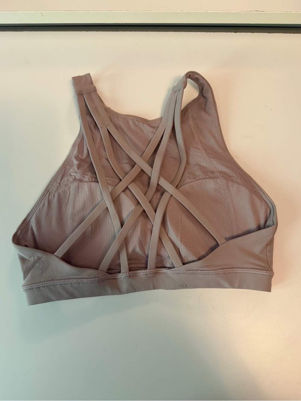 Lululemon Free to be Serene Bra High Neck